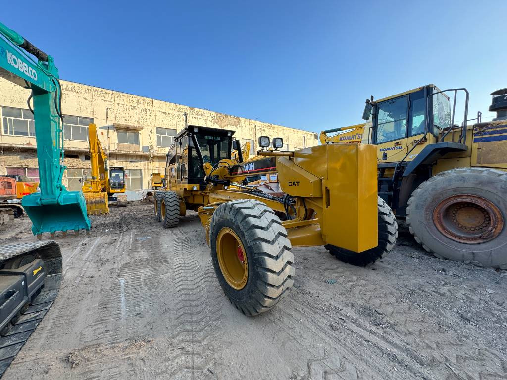 CAT 140 H - Grejder: slika CAT 140 H - Grejder CAT 140 H - Grejder: slika CAT 140 H - Grejder