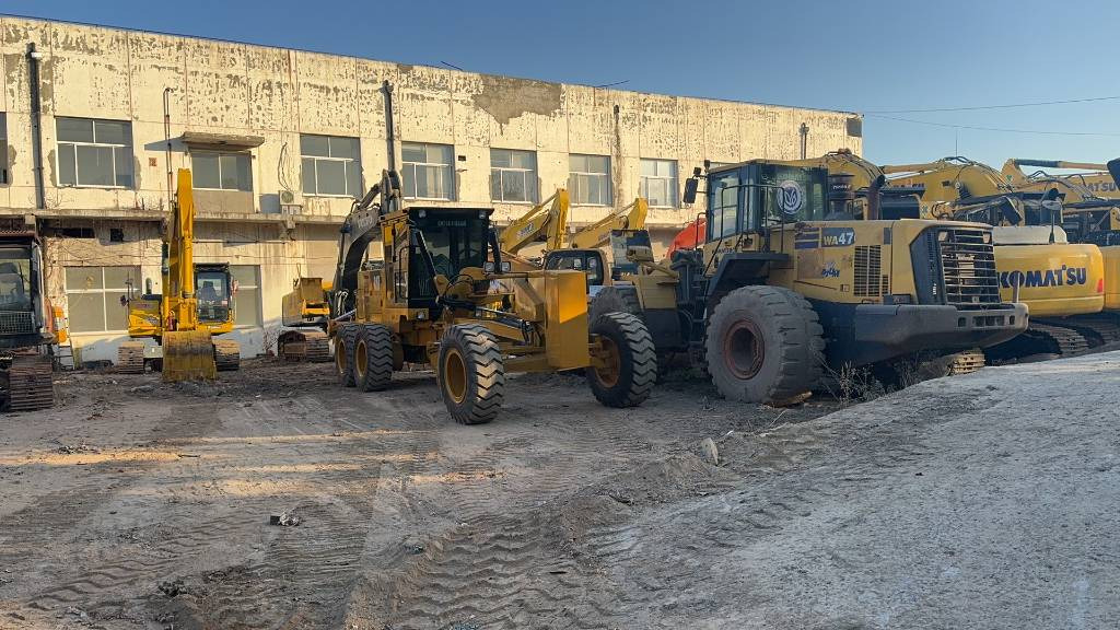 CAT 140 H - Grejder: slika CAT 140 H - Grejder CAT 140 H - Grejder: slika CAT 140 H - Grejder
