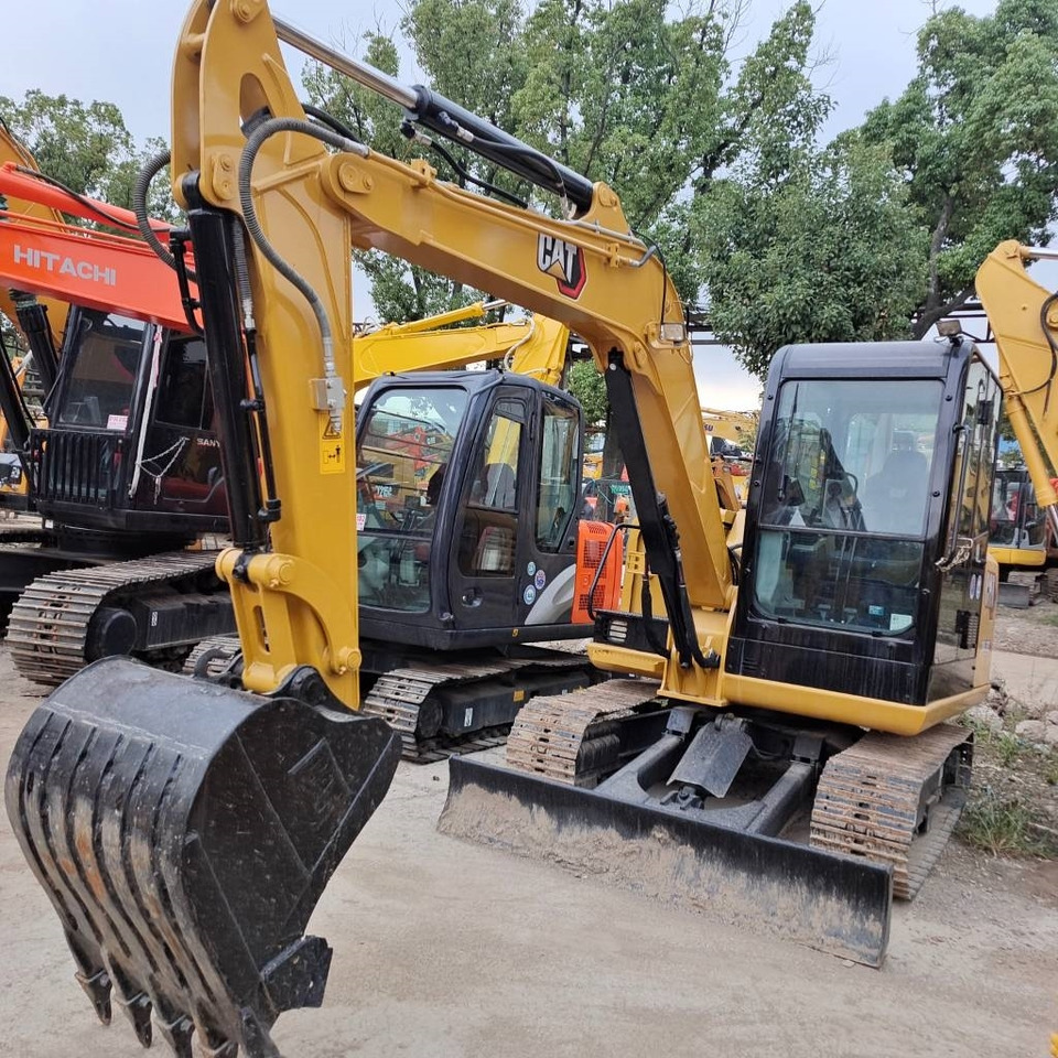 CAT 305.5 E - Mini bager: slika  CAT 305.5 E - Mini bager CAT 305.5 E - Mini bager: slika  CAT 305.5 E - Mini bager