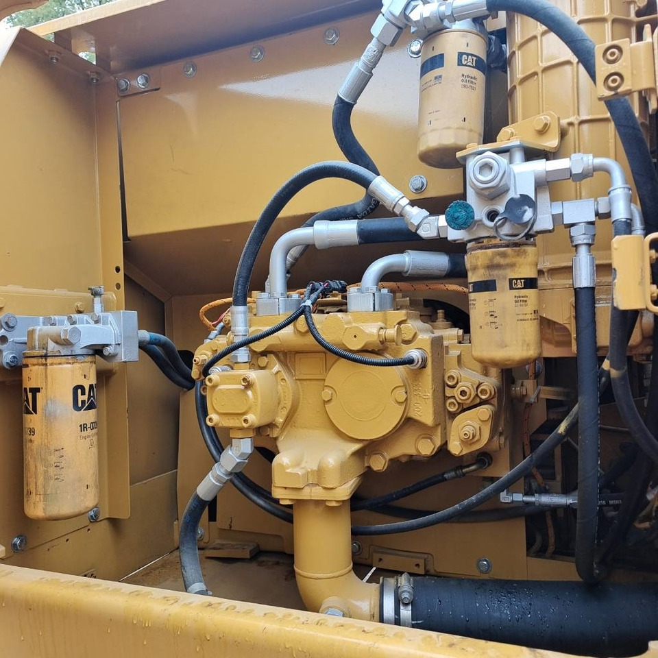 CAT 320 D L - Bager gusjeničar: slika CAT 320 D L - Bager gusjeničar CAT 320 D L - Bager gusjeničar: slika CAT 320 D L - Bager gusjeničar