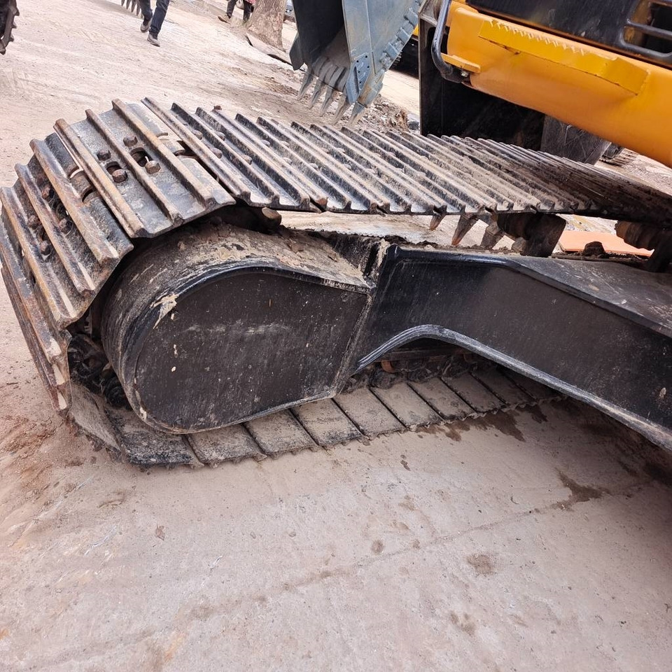 CAT 329 D - Bager gusjeničar: slika CAT 329 D - Bager gusjeničar CAT 329 D - Bager gusjeničar: slika CAT 329 D - Bager gusjeničar