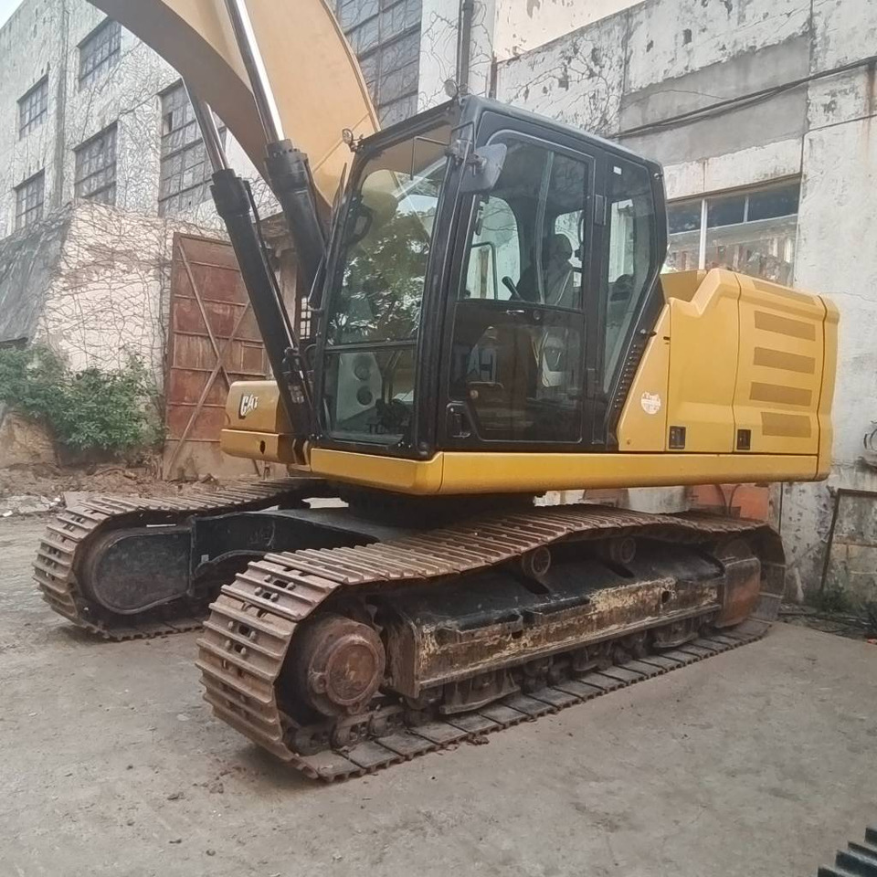 Bager gusjeničar CAT 330GC: slika Bager gusjeničar CAT 330GC