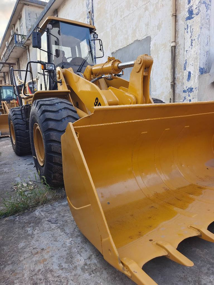 CAT 950 G - Utovarivač na kotačima: slika CAT 950 G - Utovarivač na kotačima CAT 950 G - Utovarivač na kotačima: slika CAT 950 G - Utovarivač na kotačima
