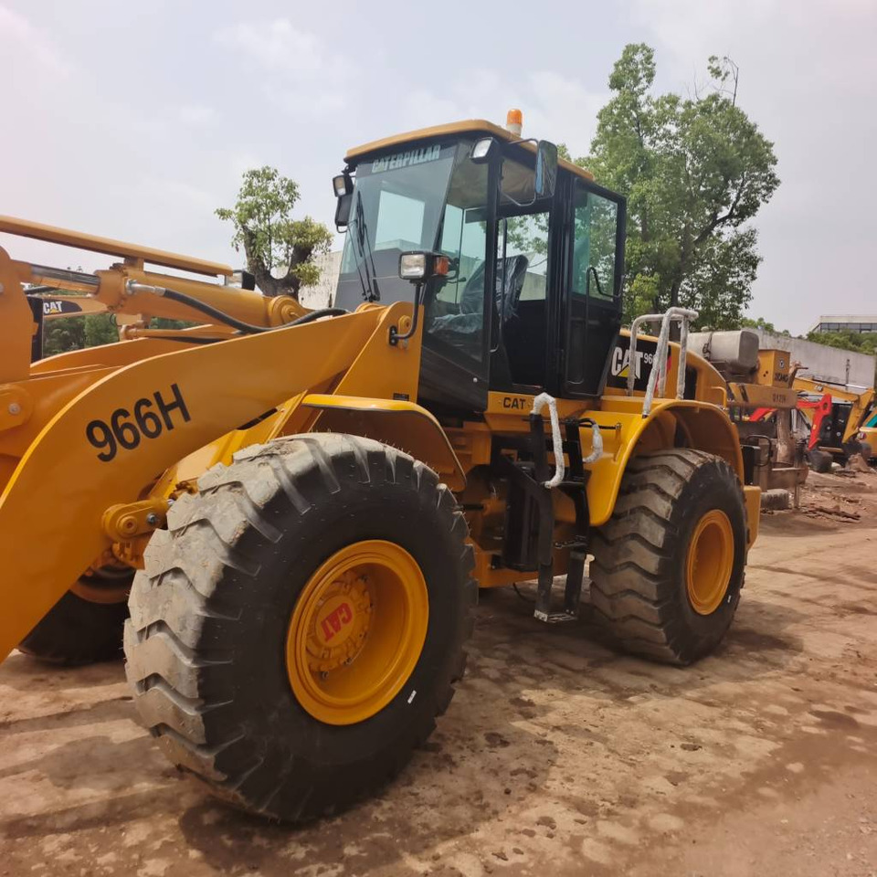 CAT 966 H - Utovarivač na kotačima: slika CAT 966 H - Utovarivač na kotačima CAT 966 H - Utovarivač na kotačima: slika CAT 966 H - Utovarivač na kotačima
