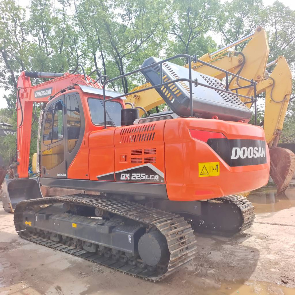 Doosan DX 225 LC - Bager gusjeničar: slika Doosan DX 225 LC - Bager gusjeničar Doosan DX 225 LC - Bager gusjeničar: slika Doosan DX 225 LC - Bager gusjeničar