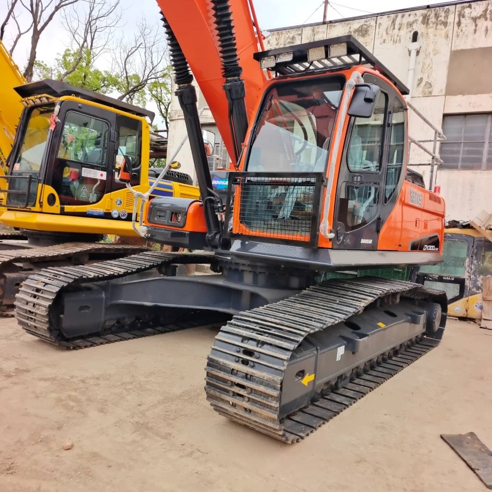 Doosan DX 300 - Bager gusjeničar: slika Doosan DX 300 - Bager gusjeničar Doosan DX 300 - Bager gusjeničar: slika Doosan DX 300 - Bager gusjeničar
