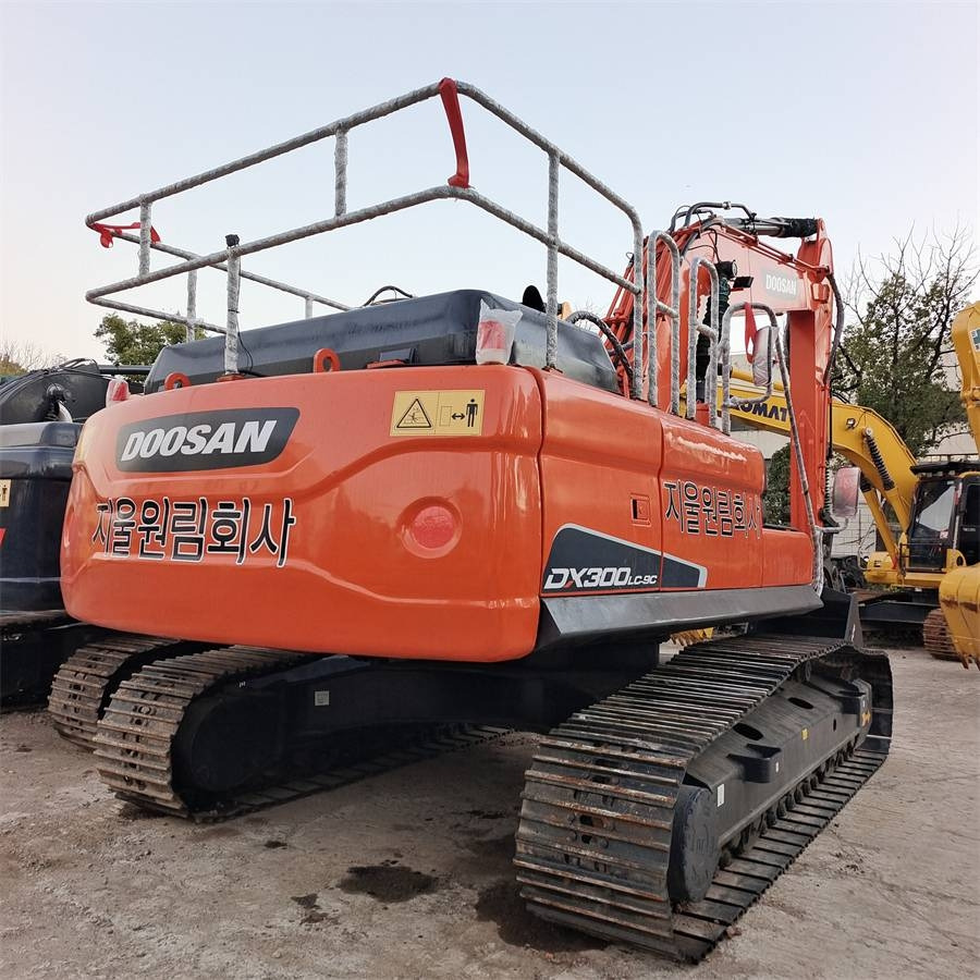 Doosan DX 300 LC - Bager gusjeničar: slika Doosan DX 300 LC - Bager gusjeničar Doosan DX 300 LC - Bager gusjeničar: slika Doosan DX 300 LC - Bager gusjeničar