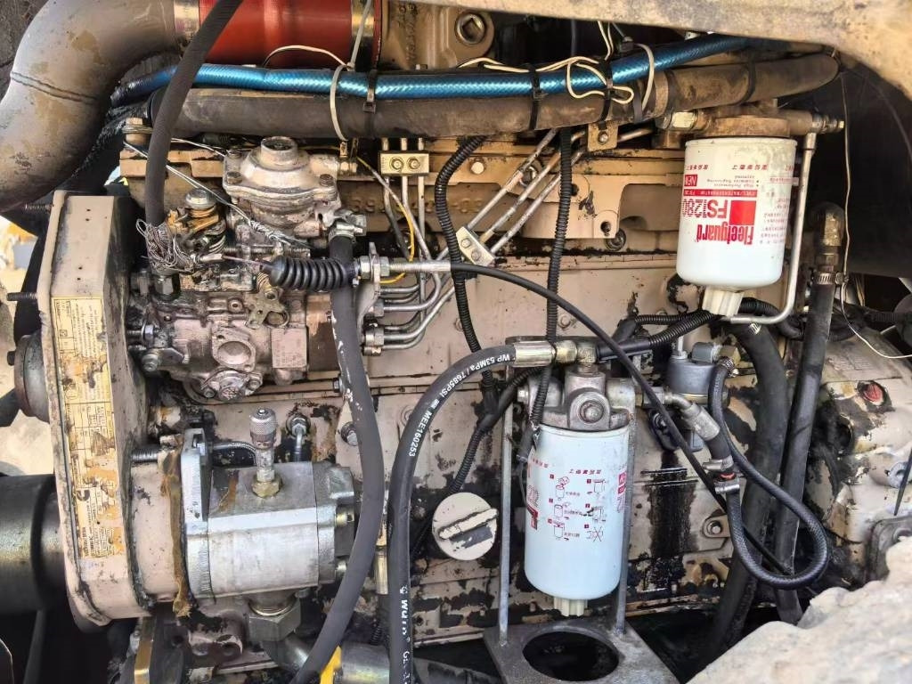 Dynapac CA 610 - Kompaktor: slika Dynapac CA 610 - Kompaktor Dynapac CA 610 - Kompaktor: slika Dynapac CA 610 - Kompaktor