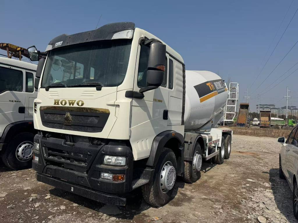 Howo 100% New and used - Kamion cisterna: slika Howo 100% New and used - Kamion cisterna Howo 100% New and used - Kamion cisterna: slika Howo 100% New and used - Kamion cisterna
