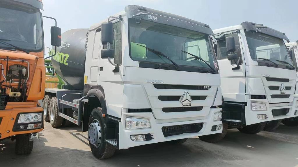 Howo 380 - Mješalica za beton: slika Howo 380 - Mješalica za beton Howo 380 - Mješalica za beton: slika Howo 380 - Mješalica za beton