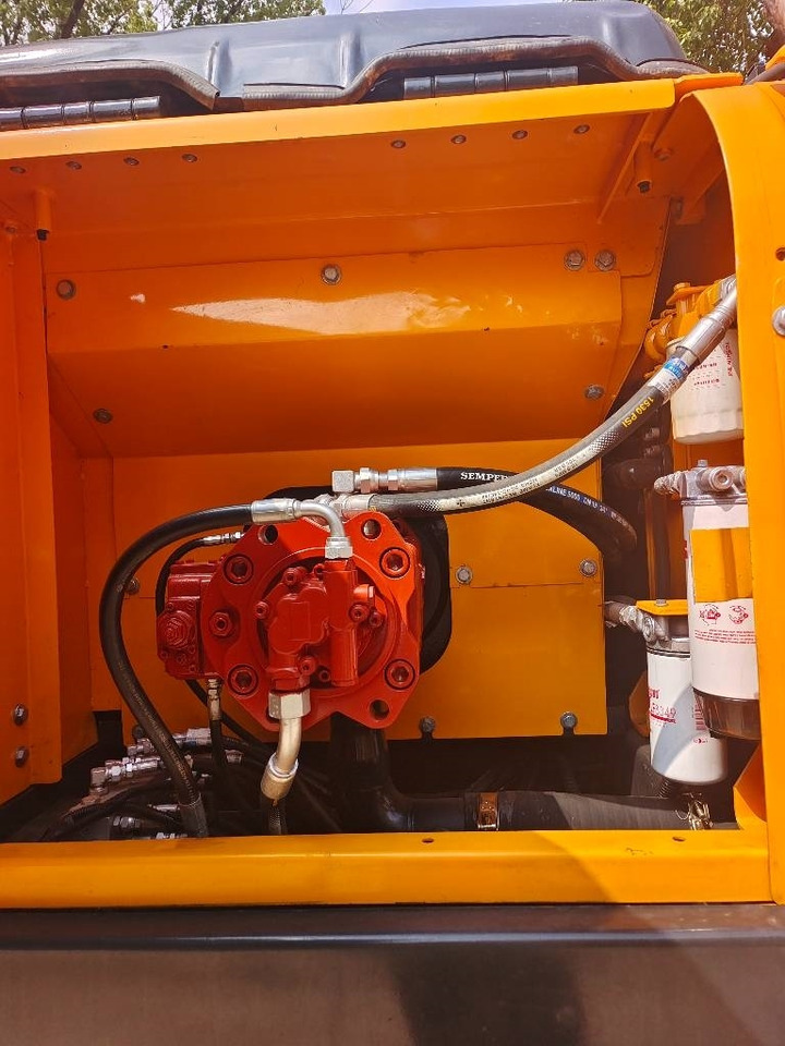 Hyundai HX 220 - Bager gusjeničar: slika Hyundai HX 220 - Bager gusjeničar Hyundai HX 220 - Bager gusjeničar: slika Hyundai HX 220 - Bager gusjeničar