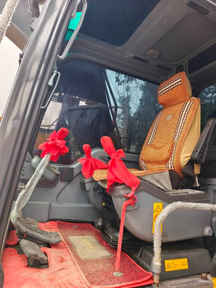 Bager gusjeničar Kobelco SK 125 SR: slika Bager gusjeničar Kobelco SK 125 SR