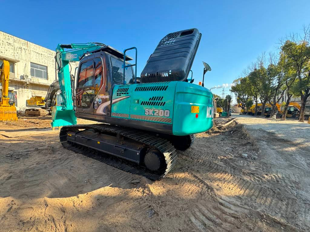 Kobelco SK 200-8 - Bager gusjeničar: slika Kobelco SK 200-8 - Bager gusjeničar Kobelco SK 200-8 - Bager gusjeničar: slika Kobelco SK 200-8 - Bager gusjeničar