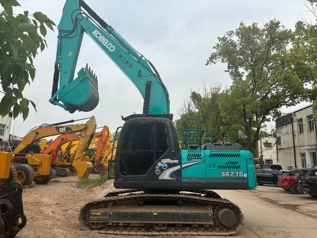 Kobelco SK 210 - Bager gusjeničar: slika Kobelco SK 210 - Bager gusjeničar Kobelco SK 210 - Bager gusjeničar: slika Kobelco SK 210 - Bager gusjeničar