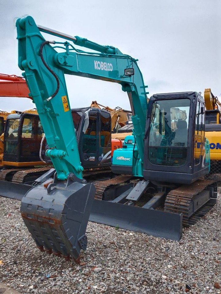 Kobelco SK 75 - Bager gusjeničar: slika Kobelco SK 75 - Bager gusjeničar Kobelco SK 75 - Bager gusjeničar: slika Kobelco SK 75 - Bager gusjeničar