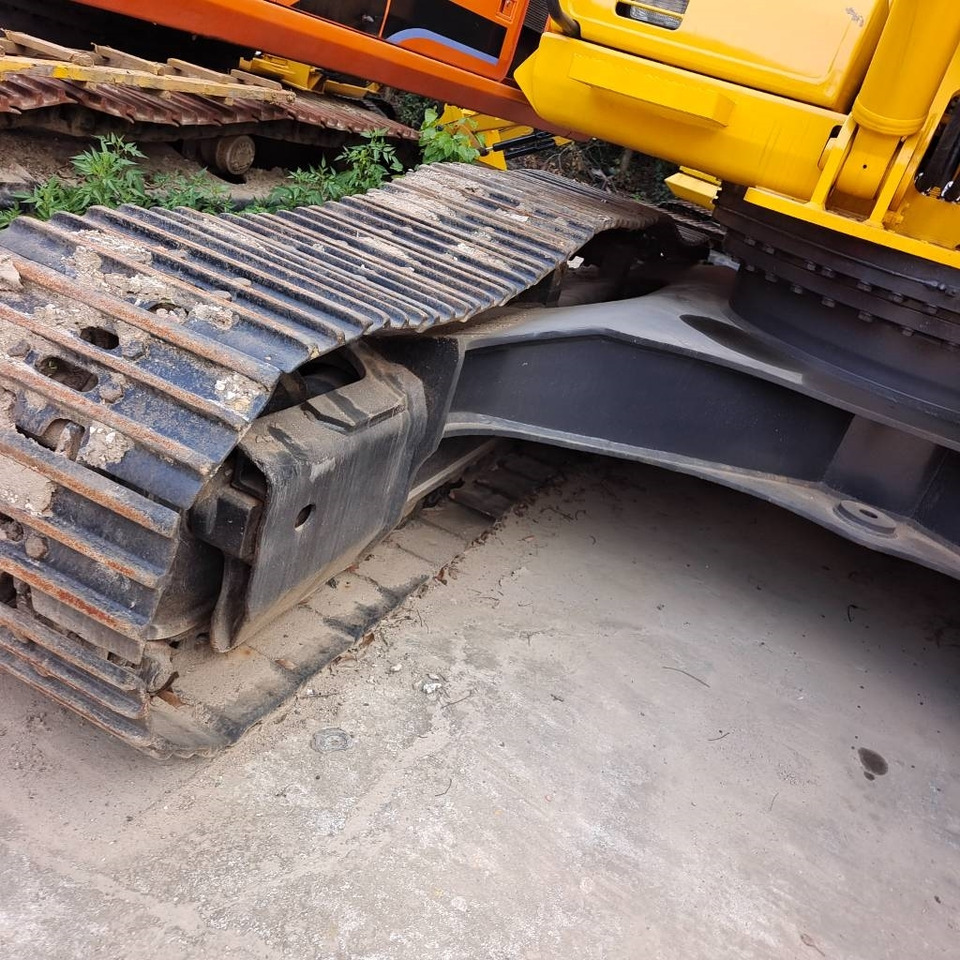 Komatsu PC 300 - Bager gusjeničar: slika Komatsu PC 300 - Bager gusjeničar Komatsu PC 300 - Bager gusjeničar: slika Komatsu PC 300 - Bager gusjeničar