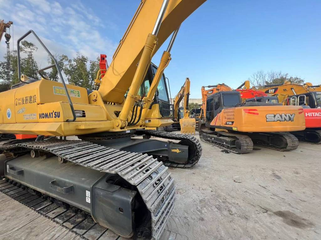 Komatsu PC 360-7 - Bager gusjeničar: slika Komatsu PC 360-7 - Bager gusjeničar Komatsu PC 360-7 - Bager gusjeničar: slika Komatsu PC 360-7 - Bager gusjeničar