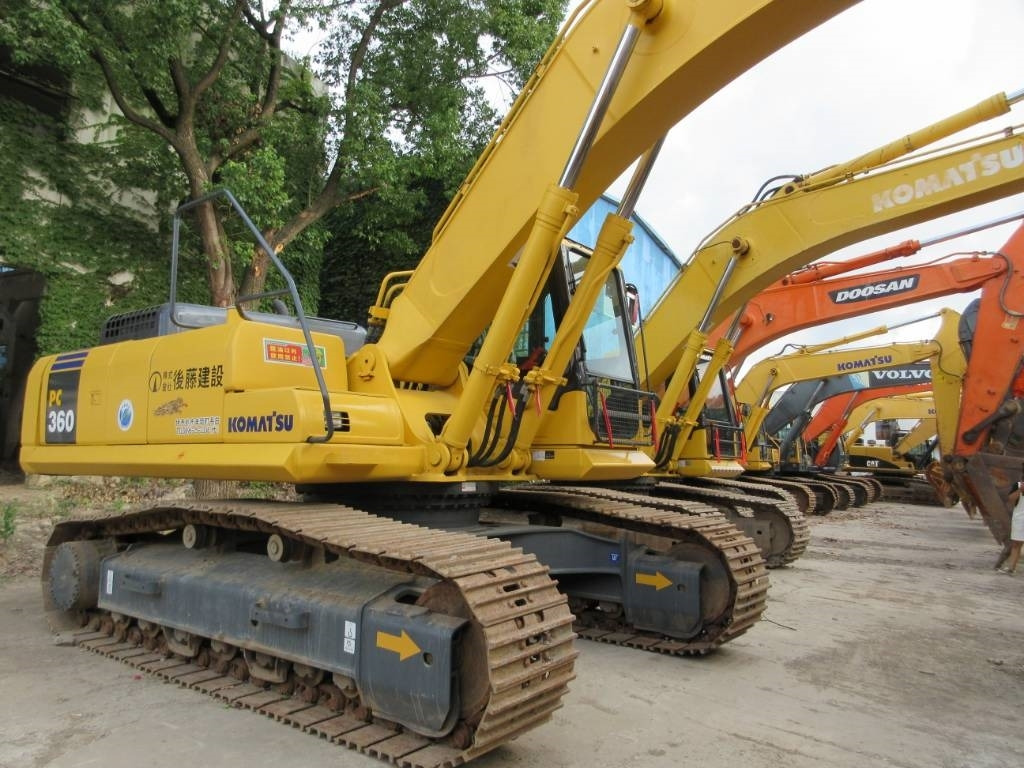 Komatsu PC 360 - Bager gusjeničar: slika Komatsu PC 360 - Bager gusjeničar Komatsu PC 360 - Bager gusjeničar: slika Komatsu PC 360 - Bager gusjeničar