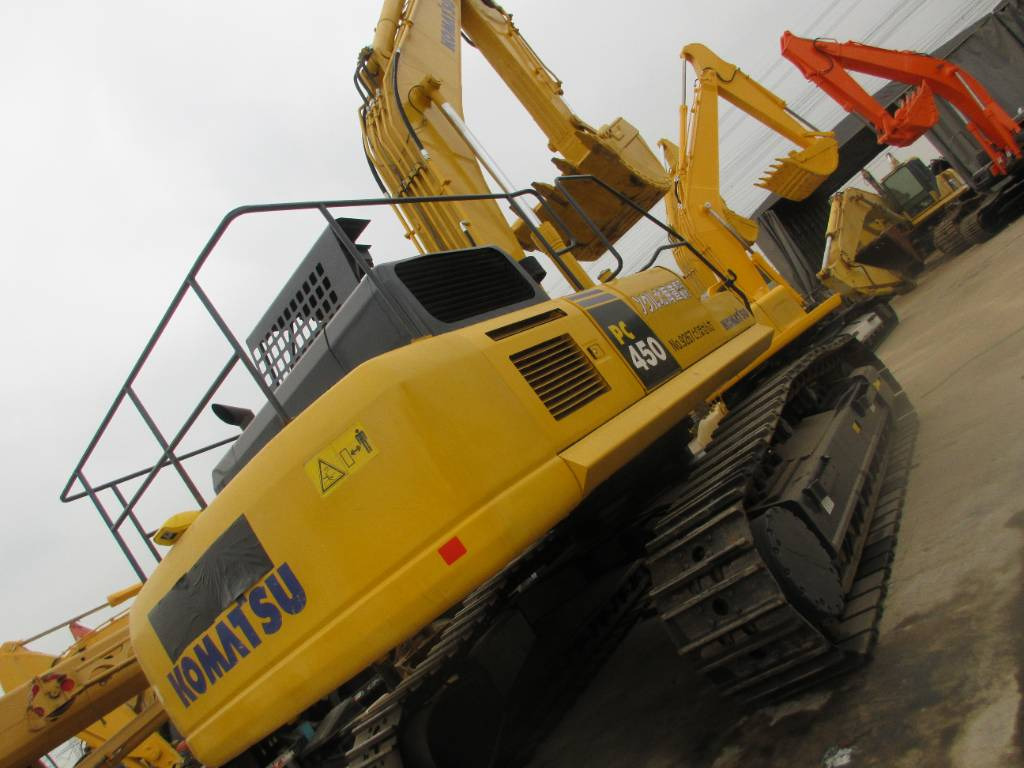 Komatsu PC 450 - Bager gusjeničar: slika Komatsu PC 450 - Bager gusjeničar Komatsu PC 450 - Bager gusjeničar: slika Komatsu PC 450 - Bager gusjeničar
