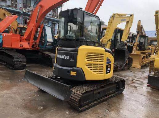 Komatsu PC 55 MR - Mini bager: slika Komatsu PC 55 MR - Mini bager Komatsu PC 55 MR - Mini bager: slika Komatsu PC 55 MR - Mini bager
