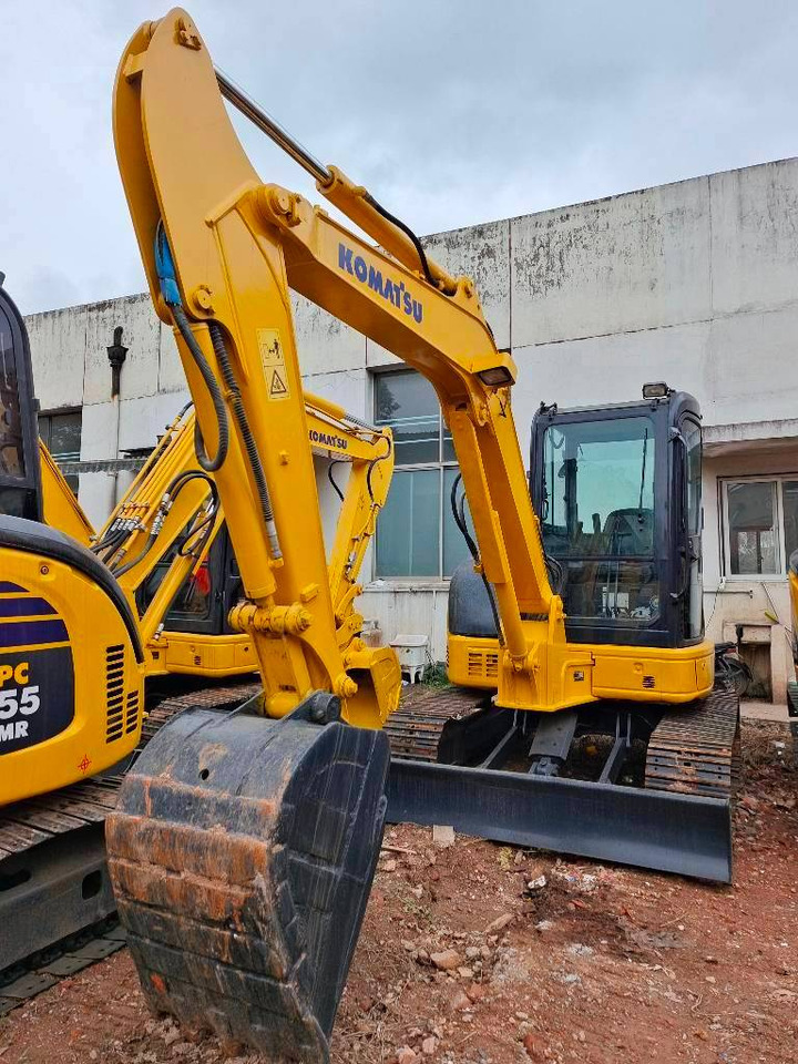 Komatsu PC 55 MR - Mini bager: slika Komatsu PC 55 MR - Mini bager Komatsu PC 55 MR - Mini bager: slika Komatsu PC 55 MR - Mini bager