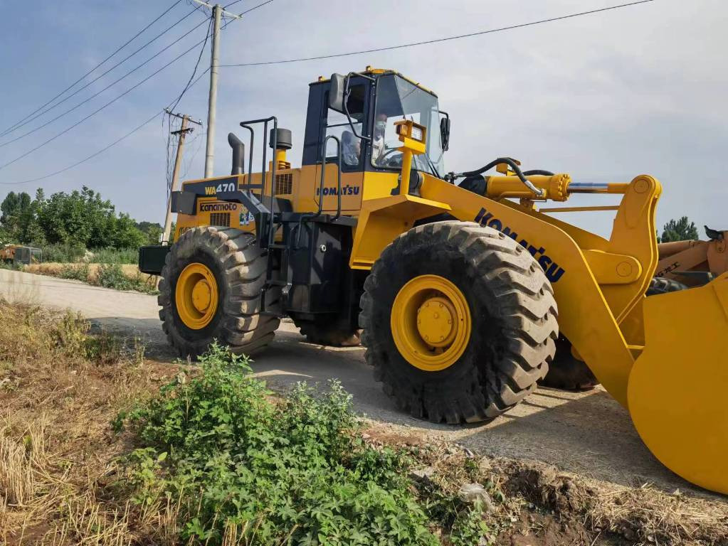 Komatsu WA 470-3 - Utovarivač na kotačima: slika Komatsu WA 470-3 - Utovarivač na kotačima Komatsu WA 470-3 - Utovarivač na kotačima: slika Komatsu WA 470-3 - Utovarivač na kotačima
