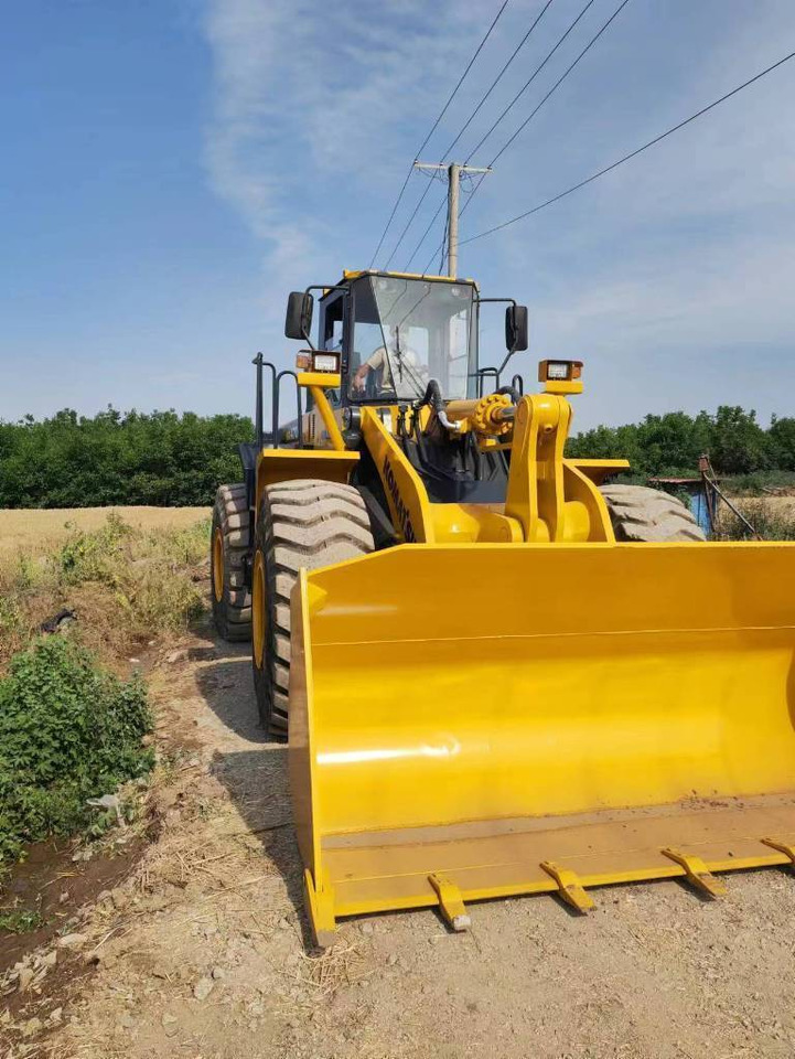 Komatsu WA 470-3 - Utovarivač na kotačima: slika Komatsu WA 470-3 - Utovarivač na kotačima Komatsu WA 470-3 - Utovarivač na kotačima: slika Komatsu WA 470-3 - Utovarivač na kotačima