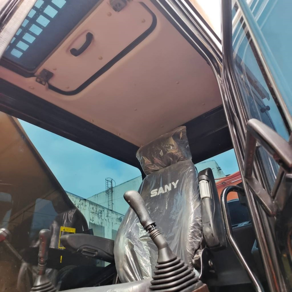 Sany SY 235 H - Bager gusjeničar: slika  Sany SY 235 H - Bager gusjeničar Sany SY 235 H - Bager gusjeničar: slika  Sany SY 235 H - Bager gusjeničar