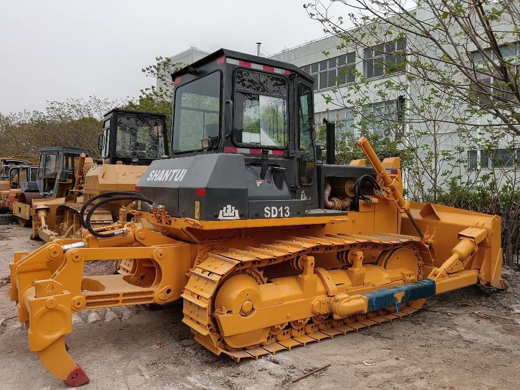 Shantui SD 16 - Bager gusjeničar: slika Shantui SD 16 - Bager gusjeničar Shantui SD 16 - Bager gusjeničar: slika Shantui SD 16 - Bager gusjeničar