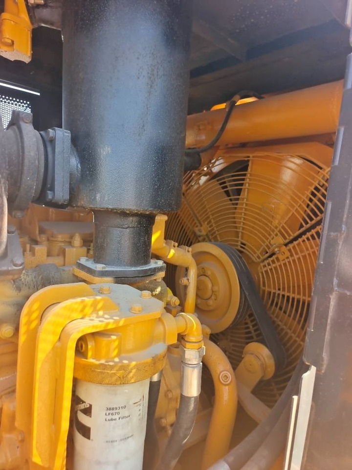 Buldožer Shantui SD 32: slika Buldožer Shantui SD 32 Buldožer Shantui SD 32: slika Buldožer Shantui SD 32