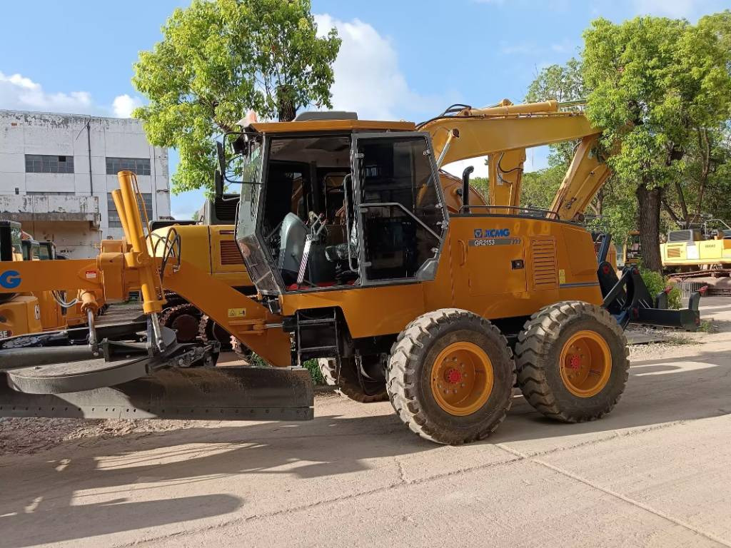 XCMG GR 2153 - Grejder: slika XCMG GR 2153 - Grejder XCMG GR 2153 - Grejder: slika XCMG GR 2153 - Grejder