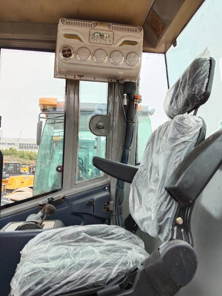 XCMG XS 203 J - Bager gusjeničar: slika XCMG XS 203 J - Bager gusjeničar XCMG XS 203 J - Bager gusjeničar: slika XCMG XS 203 J - Bager gusjeničar