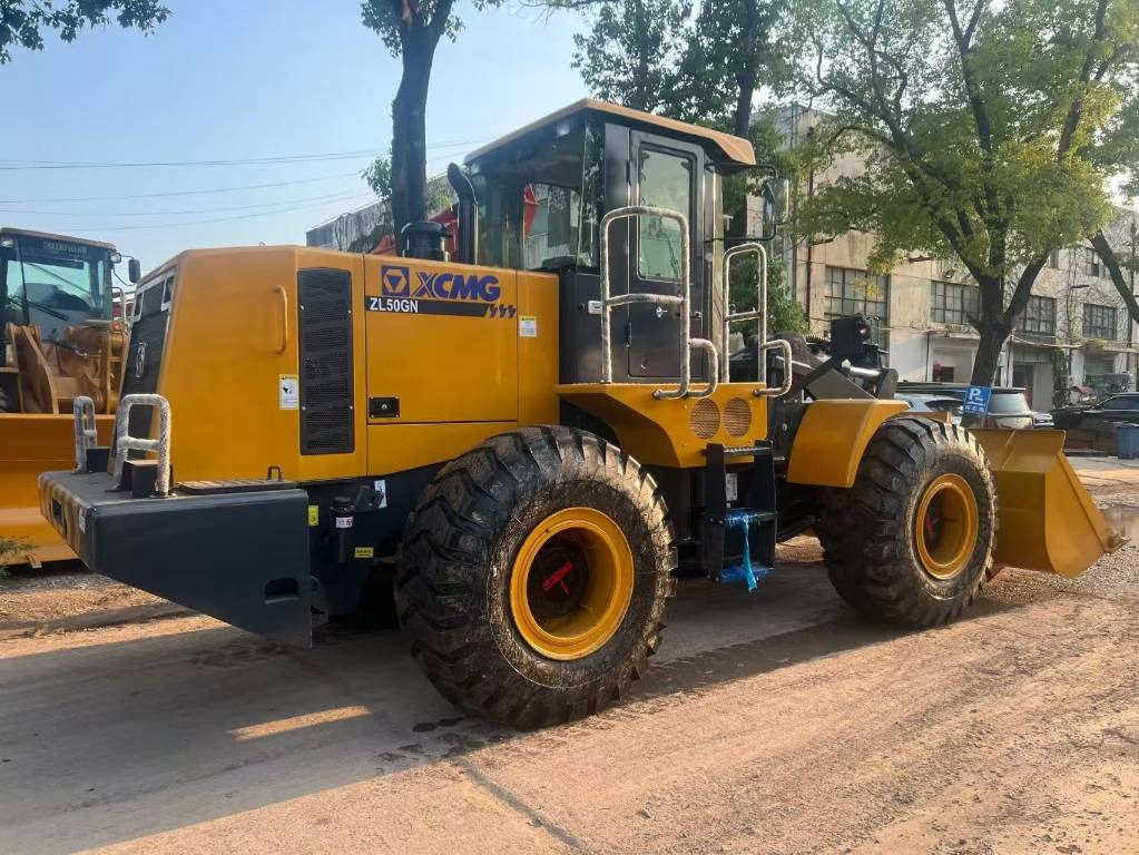 XCMG ZL 50 GN - Utovarivač na kotačima: slika XCMG ZL 50 GN - Utovarivač na kotačima XCMG ZL 50 GN - Utovarivač na kotačima: slika XCMG ZL 50 GN - Utovarivač na kotačima