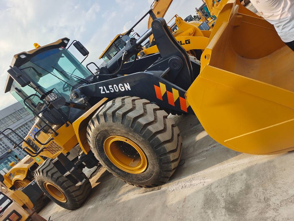XCMG ZL 50 GN - Utovarivač na kotačima: slika XCMG ZL 50 GN - Utovarivač na kotačima XCMG ZL 50 GN - Utovarivač na kotačima: slika XCMG ZL 50 GN - Utovarivač na kotačima