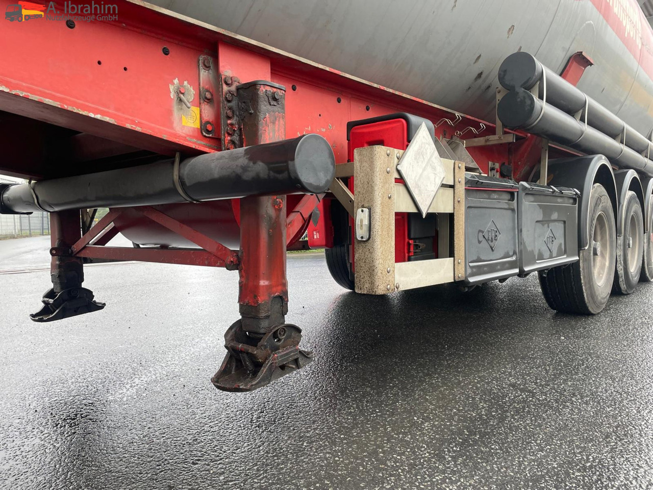 Feldbinder KIP 57.3 Kippsilo 57 m³ | Scheibenbremse | 24V Hydraulik - Silos poluprikolica: slika Feldbinder KIP 57.3 Kippsilo 57 m³ | Scheibenbremse | 24V Hydraulik - Silos poluprikolica Feldbinder KIP 57.3 Kippsilo 57 m³ | Scheibenbremse | 24V Hydraulik - Silos poluprikolica: slika Feldbinder KIP 57.3 Kippsilo 57 m³ | Scheibenbremse | 24V Hydraulik - Silos poluprikolica