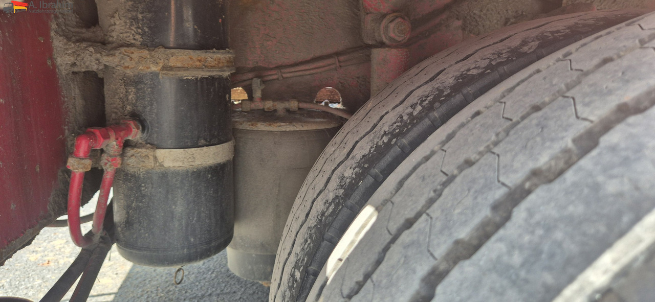 Goldhofer STZ-TBL3-33/80 Tiefbett mit Rampen Lenkung mit FB - Poluprikolica s niskim utovarivačem: slika Goldhofer STZ-TBL3-33/80 Tiefbett mit Rampen Lenkung mit FB - Poluprikolica s niskim utovarivačem Goldhofer STZ-TBL3-33/80 Tiefbett mit Rampen Lenkung mit FB - Poluprikolica s niskim utovarivačem: slika Goldhofer STZ-TBL3-33/80 Tiefbett mit Rampen Lenkung mit FB - Poluprikolica s niskim utovarivačem