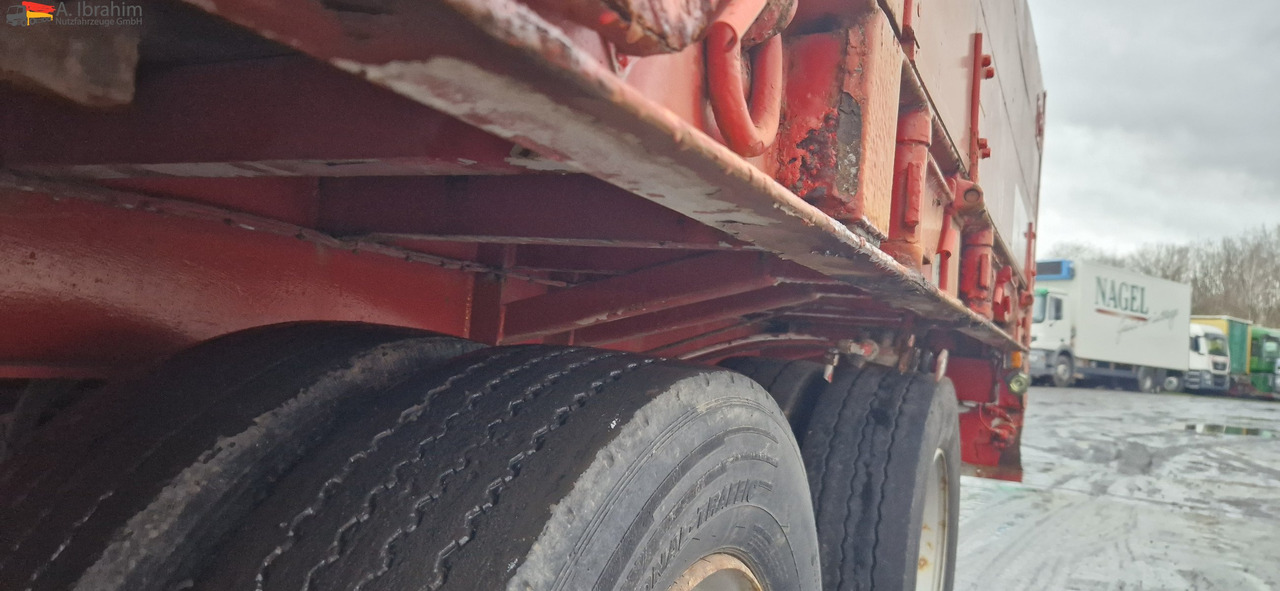 Prikolica s niskim utovarivačem za prijevoz teških strojeva Goldhofer TP-L3-24/80 Bordwände, verbreiterbar, Zustand 3-4: slika Prikolica s niskim utovarivačem za prijevoz teških strojeva Goldhofer TP-L3-24/80 Bordwände, verbreiterbar, Zustand 3-4 Prikolica s niskim utovarivačem za prijevoz teških strojeva Goldhofer TP-L3-24/80 Bordwände, verbreiterbar, Zustand 3-4: slika Prikolica s niskim utovarivačem za prijevoz teških strojeva Goldhofer TP-L3-24/80 Bordwände, verbreiterbar, Zustand 3-4