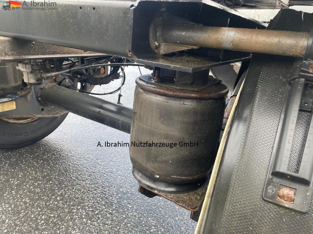 Göppel BDF Lafette mit LBW - Transporter kontejnera/ Prikolica s izmjenjivim sanducima: slika Göppel BDF Lafette mit LBW - Transporter kontejnera/ Prikolica s izmjenjivim sanducima Göppel BDF Lafette mit LBW - Transporter kontejnera/ Prikolica s izmjenjivim sanducima: slika Göppel BDF Lafette mit LBW - Transporter kontejnera/ Prikolica s izmjenjivim sanducima