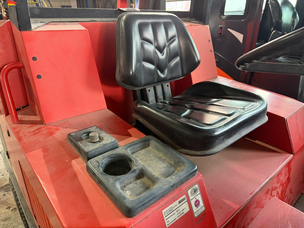 Hako Jonas 1450 V | 13 KW | 541 Betriebsstunden - Cestovna čistilica: slika Hako Jonas 1450 V | 13 KW | 541 Betriebsstunden - Cestovna čistilica Hako Jonas 1450 V | 13 KW | 541 Betriebsstunden - Cestovna čistilica: slika Hako Jonas 1450 V | 13 KW | 541 Betriebsstunden - Cestovna čistilica