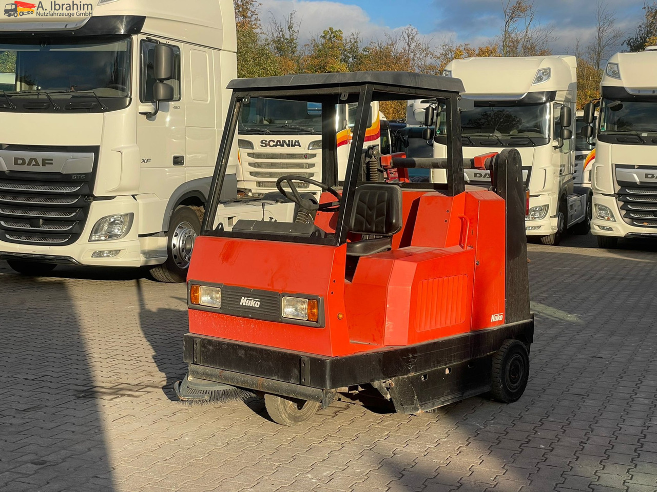 Hako Jonas 1450 V | 13 KW | 541 Betriebsstunden - Cestovna čistilica: slika Hako Jonas 1450 V | 13 KW | 541 Betriebsstunden - Cestovna čistilica Hako Jonas 1450 V | 13 KW | 541 Betriebsstunden - Cestovna čistilica: slika Hako Jonas 1450 V | 13 KW | 541 Betriebsstunden - Cestovna čistilica