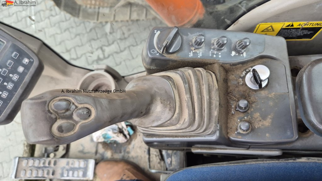 Hitachi 225 USLC Zylinderkopfdichtung neu !!! Zustand normal - Bager gusjeničar: slika Hitachi 225 USLC Zylinderkopfdichtung neu !!! Zustand normal - Bager gusjeničar Hitachi 225 USLC Zylinderkopfdichtung neu !!! Zustand normal - Bager gusjeničar: slika Hitachi 225 USLC Zylinderkopfdichtung neu !!! Zustand normal - Bager gusjeničar