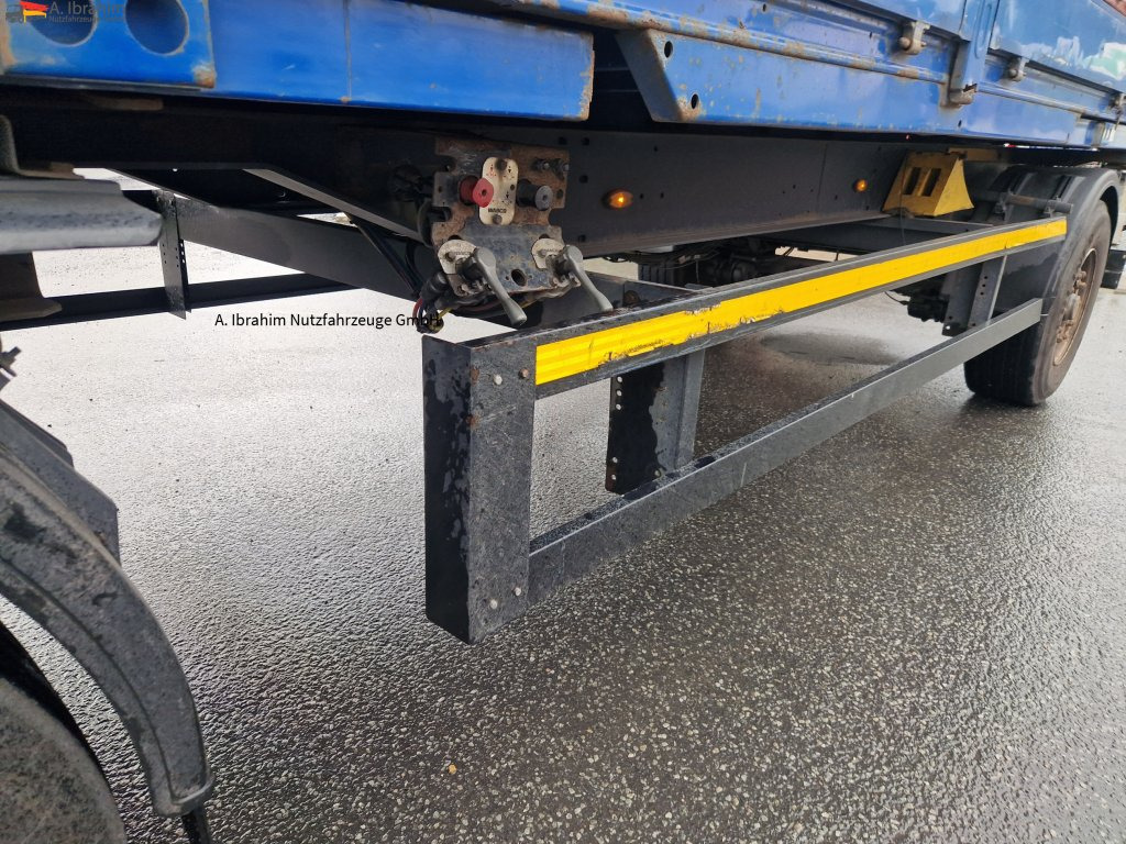 Kögel AW18 - Transporter kontejnera/ Prikolica s izmjenjivim sanducima: slika Kögel AW18 - Transporter kontejnera/ Prikolica s izmjenjivim sanducima Kögel AW18 - Transporter kontejnera/ Prikolica s izmjenjivim sanducima: slika Kögel AW18 - Transporter kontejnera/ Prikolica s izmjenjivim sanducima
