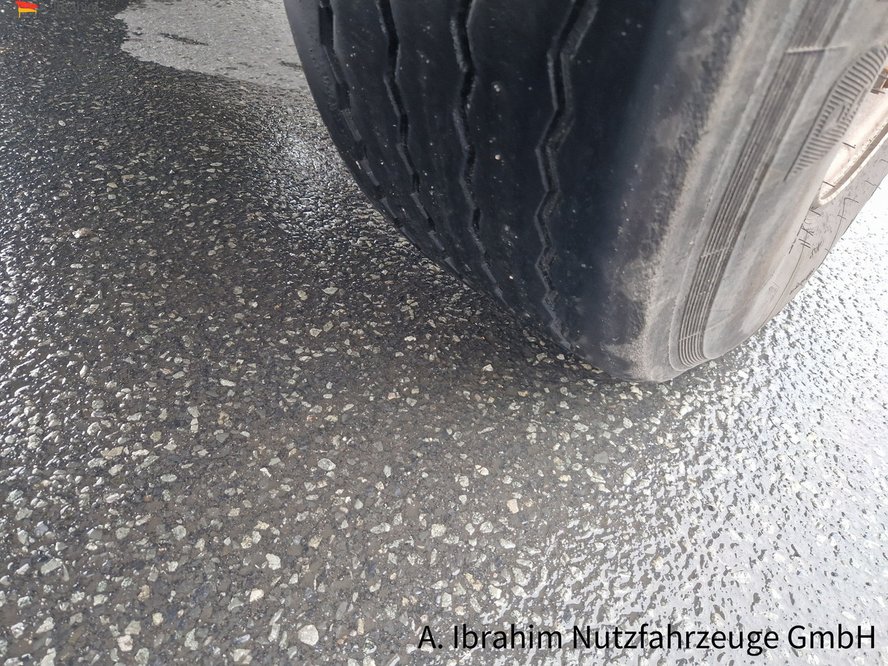 Kögel Aw 18 ohne Brücke - Transporter kontejnera/ Prikolica s izmjenjivim sanducima: slika Kögel Aw 18 ohne Brücke - Transporter kontejnera/ Prikolica s izmjenjivim sanducima Kögel Aw 18 ohne Brücke - Transporter kontejnera/ Prikolica s izmjenjivim sanducima: slika Kögel Aw 18 ohne Brücke - Transporter kontejnera/ Prikolica s izmjenjivim sanducima