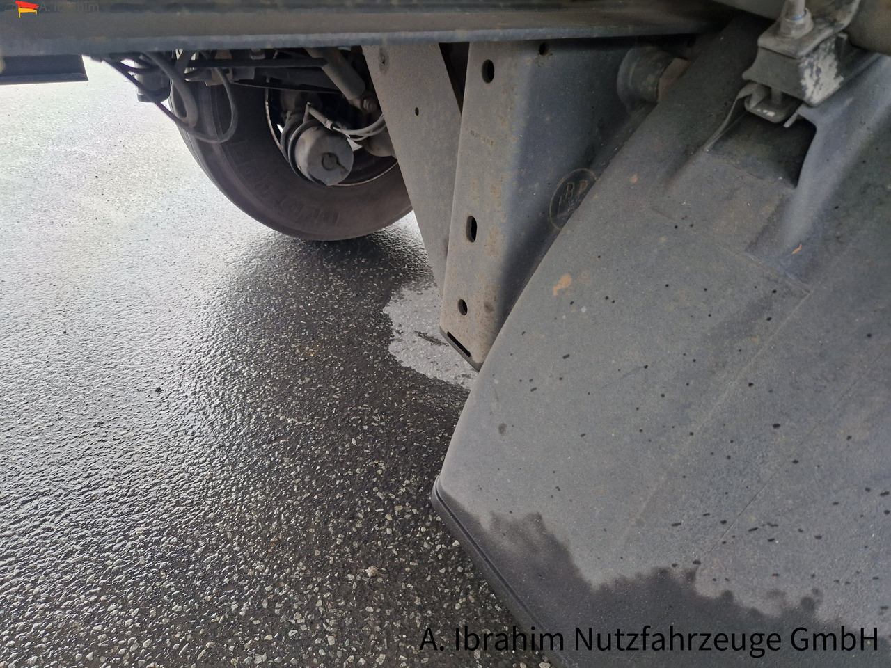 Kögel Aw 18 ohne Brücke - Transporter kontejnera/ Prikolica s izmjenjivim sanducima: slika Kögel Aw 18 ohne Brücke - Transporter kontejnera/ Prikolica s izmjenjivim sanducima Kögel Aw 18 ohne Brücke - Transporter kontejnera/ Prikolica s izmjenjivim sanducima: slika Kögel Aw 18 ohne Brücke - Transporter kontejnera/ Prikolica s izmjenjivim sanducima