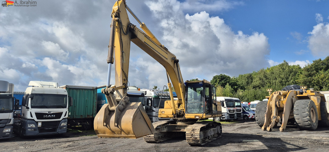 Komatsu PC 210-6K Hammerhydraulik | Klima | UVV 12 25 - Bager gusjeničar: slika Komatsu PC 210-6K Hammerhydraulik | Klima | UVV 12 25 - Bager gusjeničar Komatsu PC 210-6K Hammerhydraulik | Klima | UVV 12 25 - Bager gusjeničar: slika Komatsu PC 210-6K Hammerhydraulik | Klima | UVV 12 25 - Bager gusjeničar