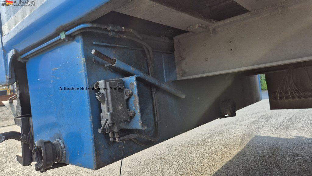 Kraker CF-200 Cargo-Floor Boden, Liftachse, SAF Achsen - Poluprikolica s pokretnim podom: slika Kraker CF-200 Cargo-Floor Boden, Liftachse, SAF Achsen - Poluprikolica s pokretnim podom Kraker CF-200 Cargo-Floor Boden, Liftachse, SAF Achsen - Poluprikolica s pokretnim podom: slika Kraker CF-200 Cargo-Floor Boden, Liftachse, SAF Achsen - Poluprikolica s pokretnim podom
