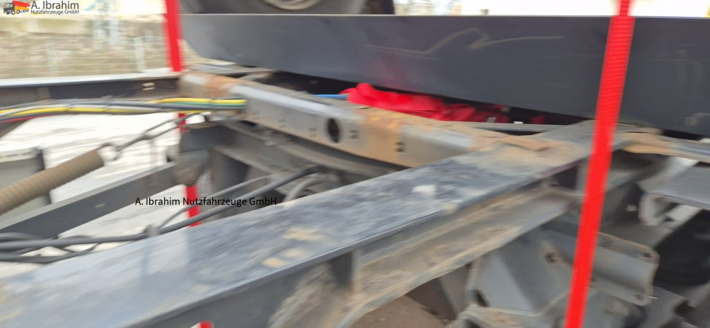 Krone AZ 5x vorhanden SAF Achsen, fertig gestapelt - Transporter kontejnera/ Prikolica s izmjenjivim sanducima: slika Krone AZ 5x vorhanden SAF Achsen, fertig gestapelt - Transporter kontejnera/ Prikolica s izmjenjivim sanducima Krone AZ 5x vorhanden SAF Achsen, fertig gestapelt - Transporter kontejnera/ Prikolica s izmjenjivim sanducima: slika Krone AZ 5x vorhanden SAF Achsen, fertig gestapelt - Transporter kontejnera/ Prikolica s izmjenjivim sanducima