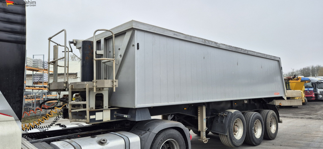 Langendorf SKA24/30 Zustand normal - Kiper poluprikolica: slika Langendorf SKA24/30 Zustand normal - Kiper poluprikolica Langendorf SKA24/30 Zustand normal - Kiper poluprikolica: slika Langendorf SKA24/30 Zustand normal - Kiper poluprikolica