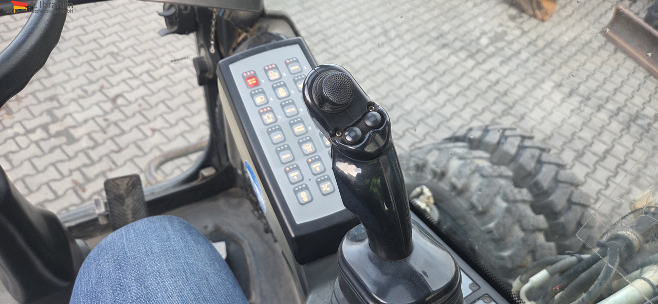 Liebherr A920 Litronic Schnellwechsler | Likufix | Klima | Hammerhydraulik - Bager na kotačima: slika Liebherr A920 Litronic Schnellwechsler | Likufix | Klima | Hammerhydraulik - Bager na kotačima Liebherr A920 Litronic Schnellwechsler | Likufix | Klima | Hammerhydraulik - Bager na kotačima: slika Liebherr A920 Litronic Schnellwechsler | Likufix | Klima | Hammerhydraulik - Bager na kotačima