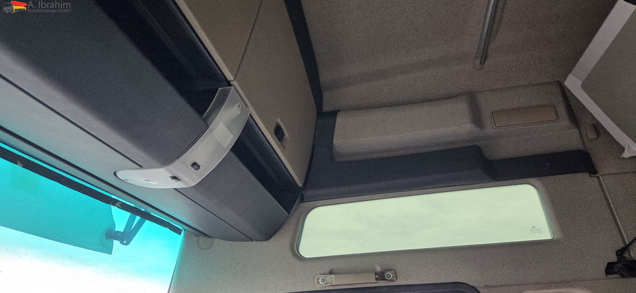 MAN TGX 26.460 6x2 | Lift-Lenkachse | Retarder | Klima | 2 x Vorhanden - Transporter kontejnera/ Kamion s izmjenjivim sanducima: slika MAN TGX 26.460 6x2 | Lift-Lenkachse | Retarder | Klima | 2 x Vorhanden - Transporter kontejnera/ Kamion s izmjenjivim sanducima MAN TGX 26.460 6x2 | Lift-Lenkachse | Retarder | Klima | 2 x Vorhanden - Transporter kontejnera/ Kamion s izmjenjivim sanducima: slika MAN TGX 26.460 6x2 | Lift-Lenkachse | Retarder | Klima | 2 x Vorhanden - Transporter kontejnera/ Kamion s izmjenjivim sanducima